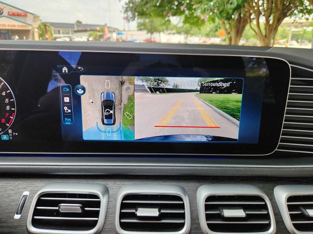 2025 Mercedes-Benz GLE Vehicle Photo in HOUSTON, TX 77079