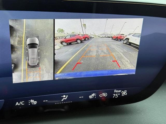 2025 Buick Enclave Vehicle Photo in COLUMBIA, MO 65203-3903