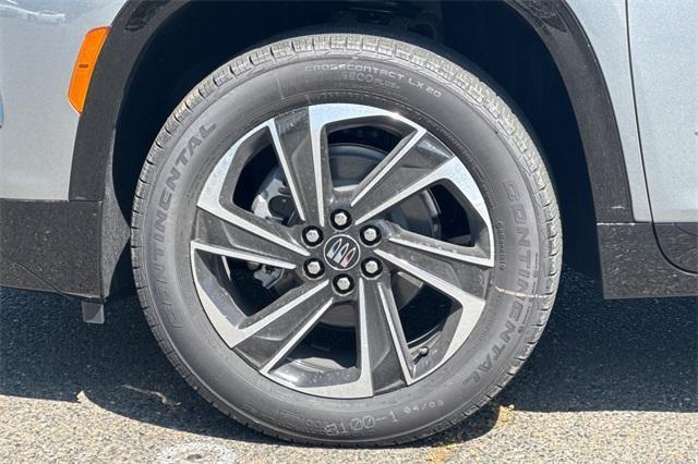 2025 Buick Enclave Vehicle Photo in ELK GROVE, CA 95757-8703