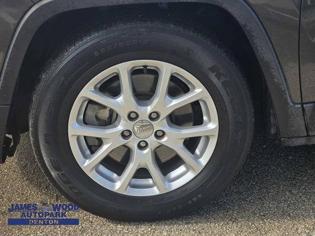 2016 Jeep Cherokee Vehicle Photo in DENTON, TX 76210-9321