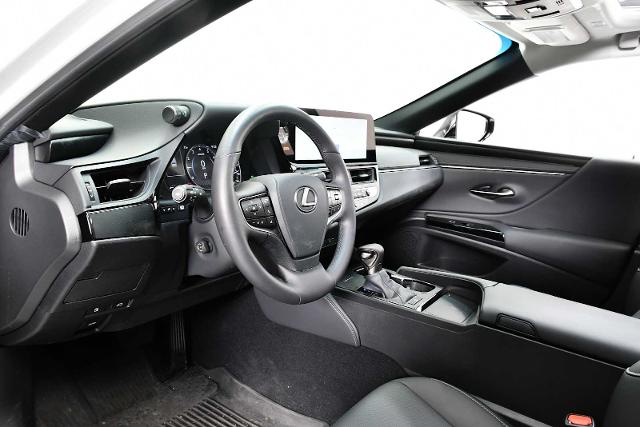 2025 Lexus ES 350 Vehicle Photo in DALLAS, TX 75235