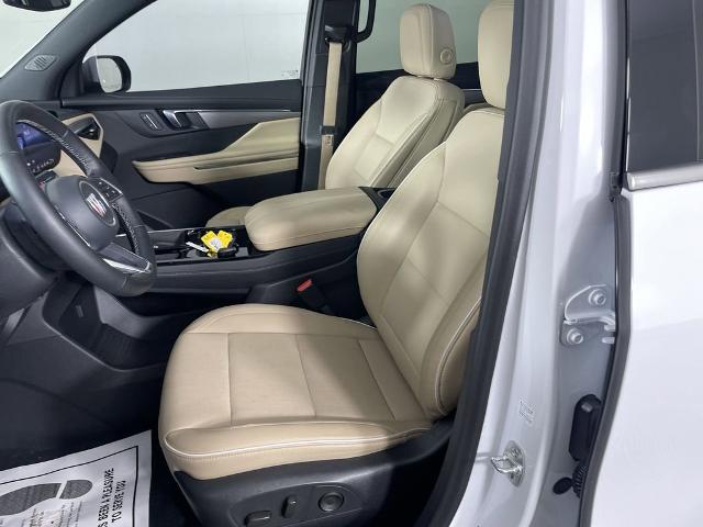 2025 Buick Enclave Vehicle Photo in GILBERT, AZ 85297-0402