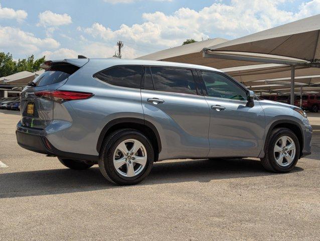 2022 Toyota Highlander Vehicle Photo in San Antonio, TX 78230