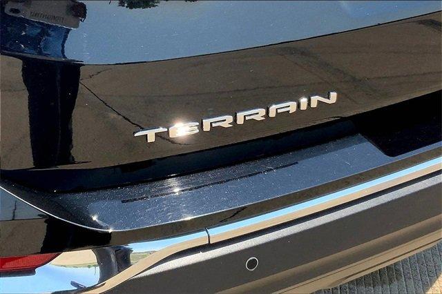 2024 GMC Terrain Vehicle Photo in TOPEKA, KS 66609-0000