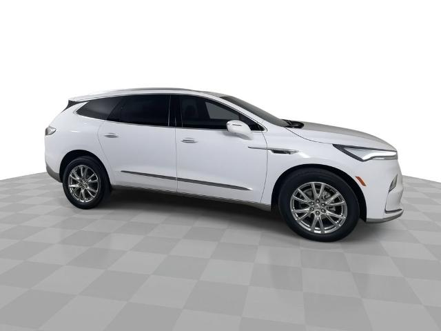 2024 Buick Enclave Vehicle Photo in GILBERT, AZ 85297-0402