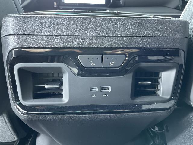 2025 GMC Sierra 1500 Vehicle Photo in GILBERT, AZ 85297-0402
