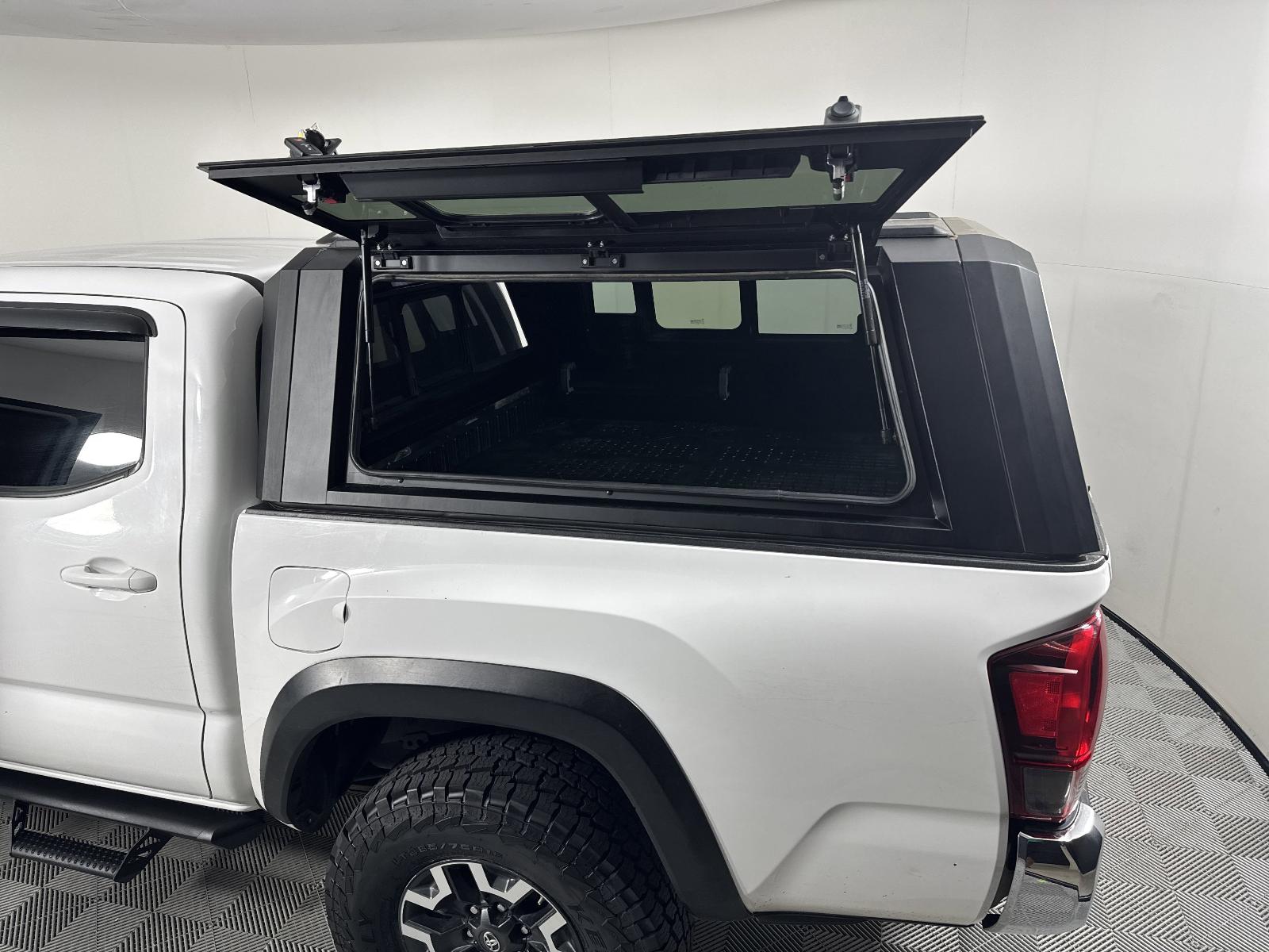 2018 Toyota Tacoma Vehicle Photo in GEORGETOWN, TX 78626-7508