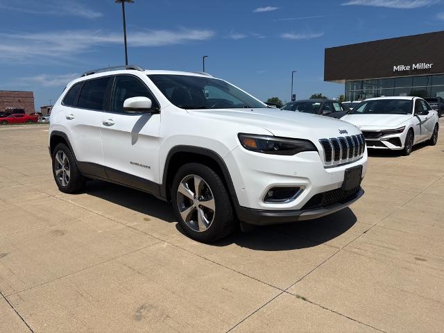 2019 Jeep Cherokee Vehicle Photo in Peoria, IL 61615