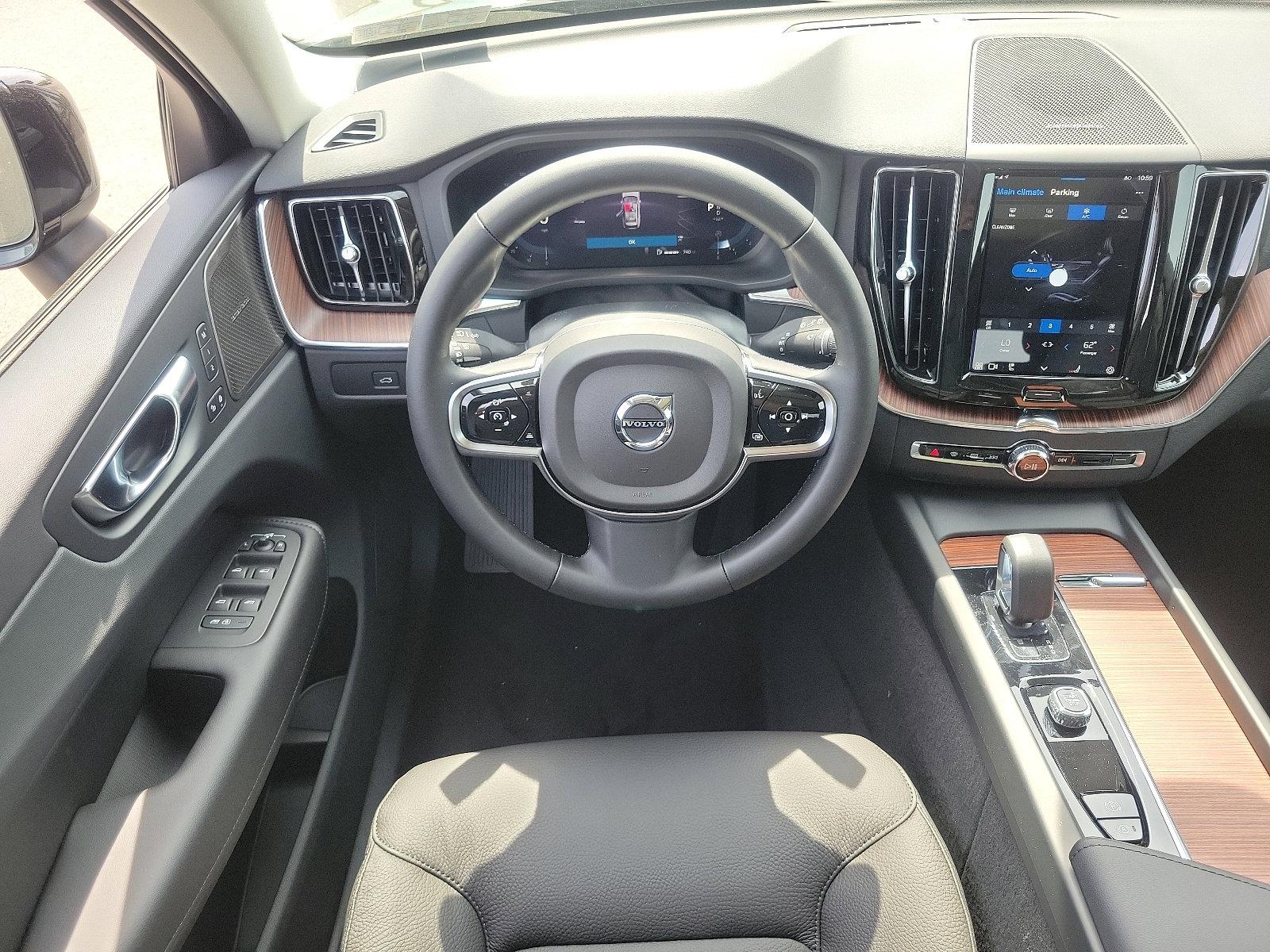2023 Volvo XC60 Vehicle Photo in Trevose, PA 19053