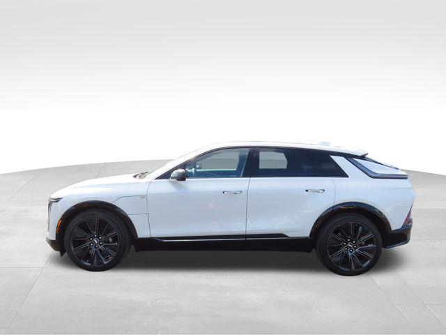 2025 Cadillac LYRIQ Vehicle Photo in DELRAY BEACH, FL 33483-3294