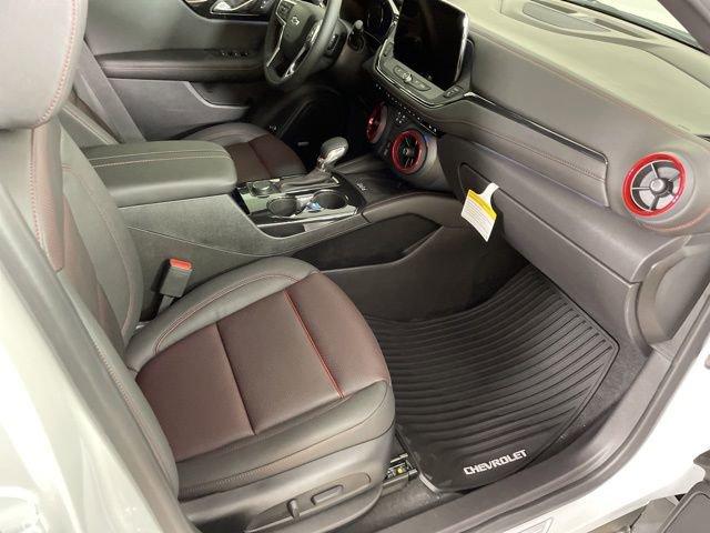 2025 Chevrolet Blazer Vehicle Photo in PHOENIX, AZ 85014-3381