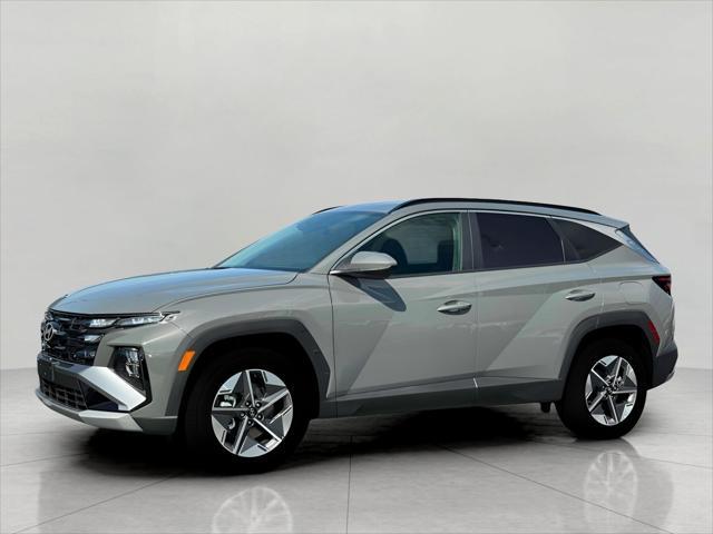 2025 Hyundai TUCSON Vehicle Photo in Green Bay, WI 54304