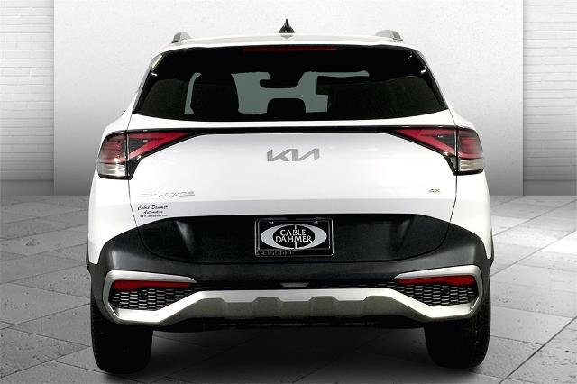 2023 Kia Sportage Vehicle Photo in Lees Summit, MO 64086