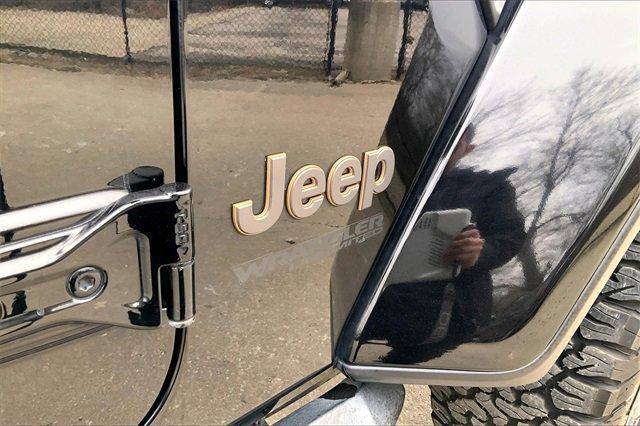2021 Jeep Wrangler Vehicle Photo in KANSAS CITY, MO 64114-4502