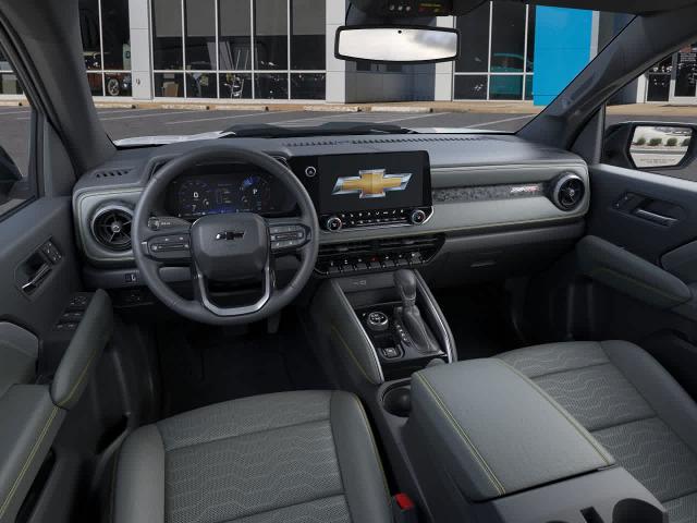 2025 Chevrolet Colorado Vehicle Photo in MOON TOWNSHIP, PA 15108-2571