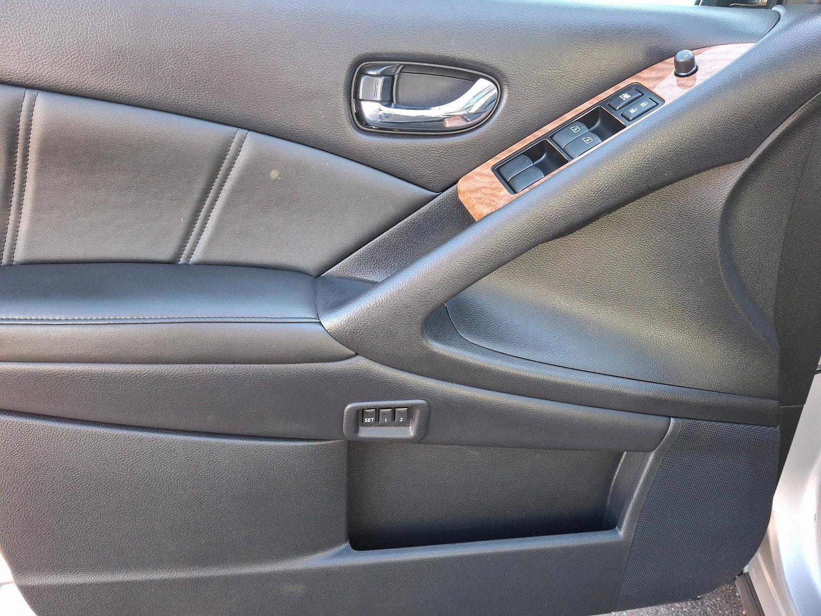 2011 Nissan Murano Vehicle Photo in Willow Grove, PA 19090
