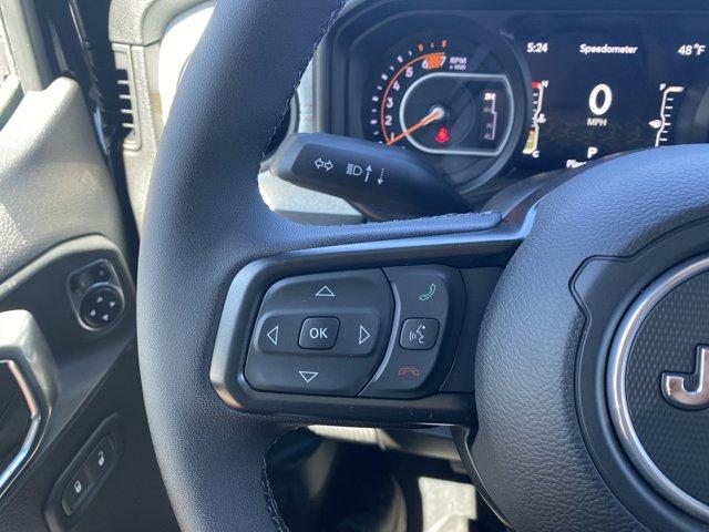 2025 Jeep Wrangler Vehicle Photo in Doylsetown, PA 18901