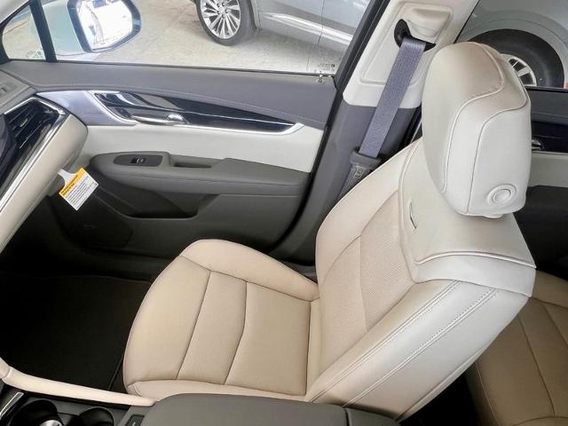 2025 Cadillac XT6 Vehicle Photo in EFFINGHAM, IL 62401-2832