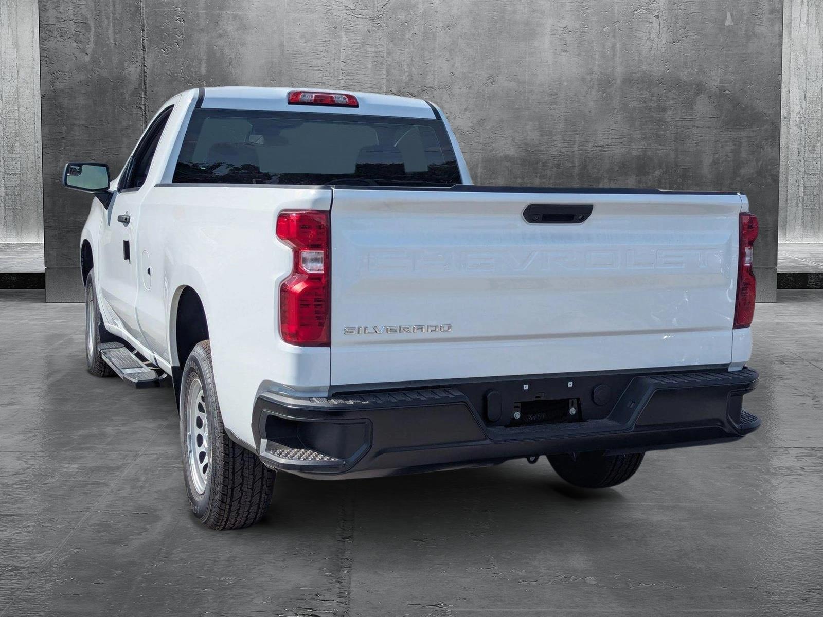2025 Chevrolet Silverado 1500 Vehicle Photo in PEMBROKE PINES, FL 33024-6534