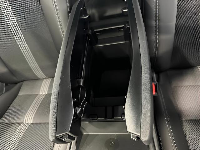 2025 Mazda CX-50 Vehicle Photo in Green Bay, WI 54304