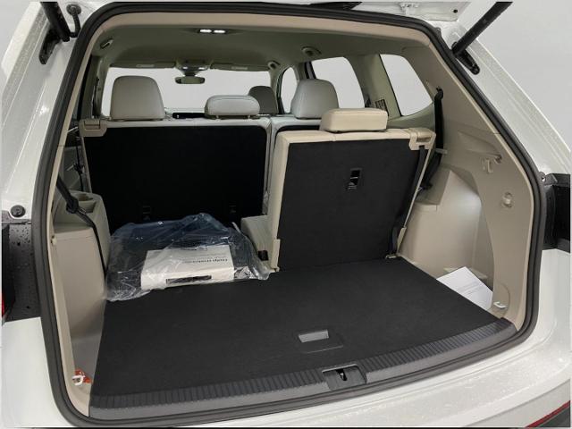 2025 Volkswagen Atlas Vehicle Photo in Appleton, WI 54913