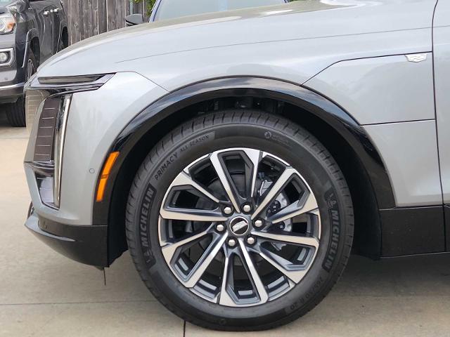 2025 Cadillac LYRIQ Vehicle Photo in HOUSTON, TX 77079