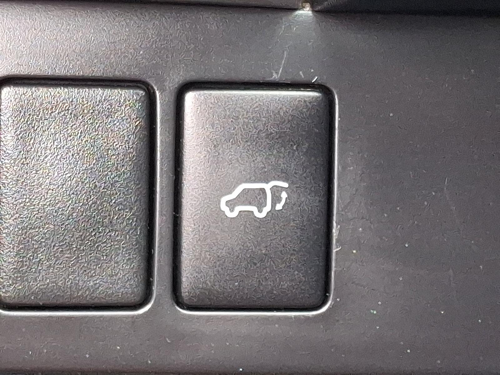 2015 Toyota Highlander Vehicle Photo in BETHLEHEM, PA 18017-9401