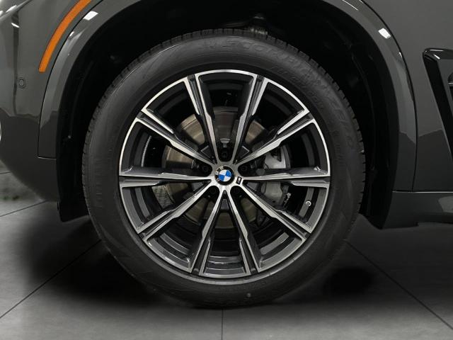 2026 BMW X5 xDrive40i Vehicle Photo in Appleton, WI 54913