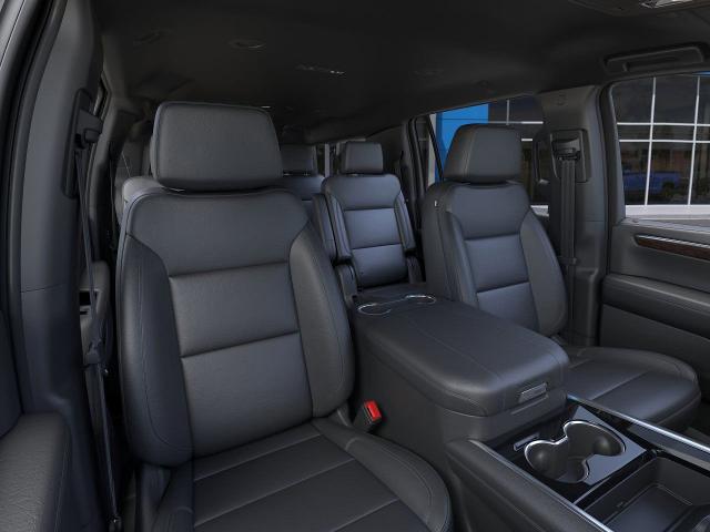 2025 Chevrolet Suburban Vehicle Photo in EVERETT, WA 98203-5662