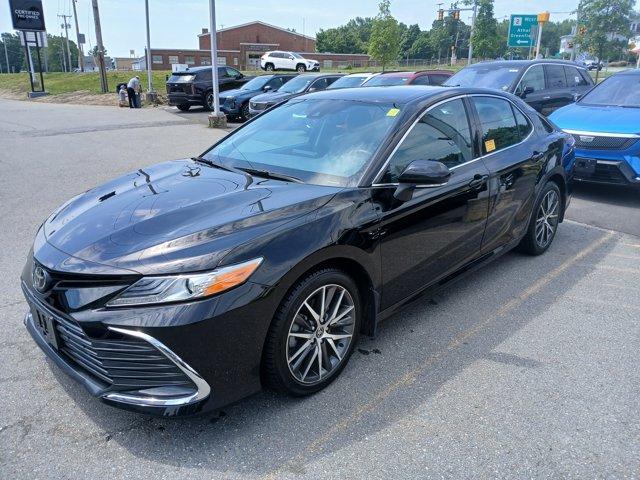2022 Toyota Camry Vehicle Photo in LEOMINSTER, MA 01453-2952