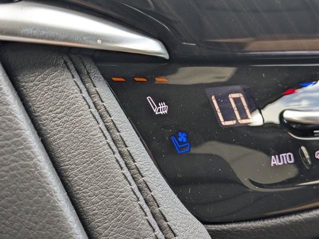 2025 Cadillac XT6 Vehicle Photo in BRUNSWICK, GA 31525-1881