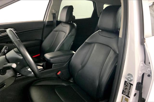 2023 Kia Sportage Vehicle Photo in Lees Summit, MO 64086