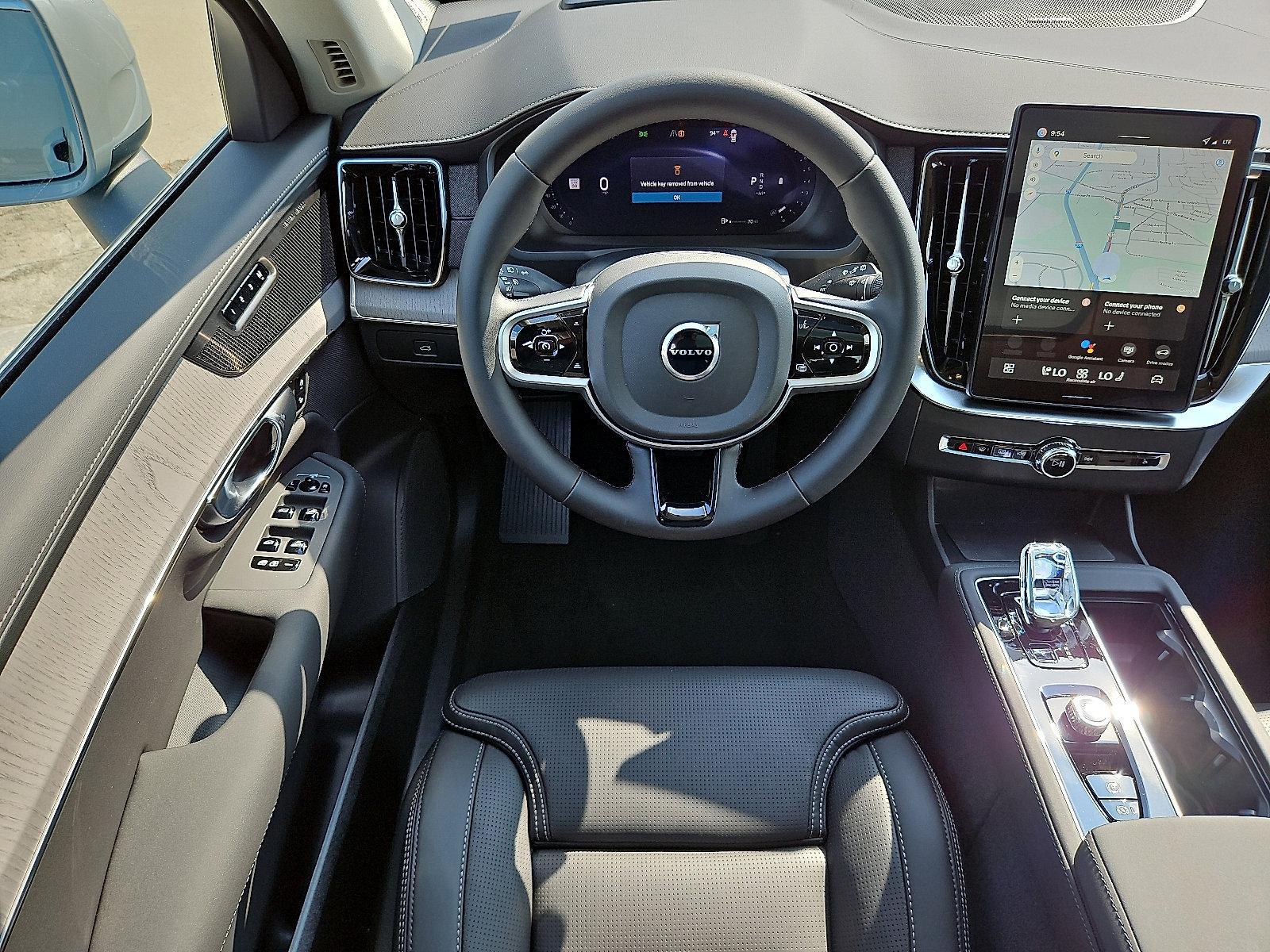 2026 Volvo XC90 Vehicle Photo in Trevose, PA 19053