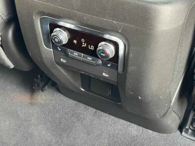 2023 GMC Yukon Vehicle Photo in COLUMBIA, MO 65203-3903
