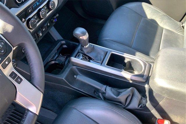 2023 Toyota Tacoma 4WD Vehicle Photo in KANSAS CITY, MO 64114-4502