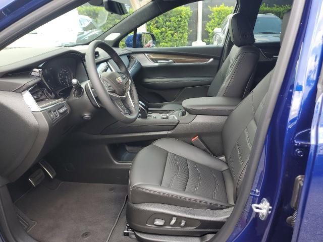 2024 Cadillac XT5 Vehicle Photo in POMPANO BEACH, FL 33064-7091