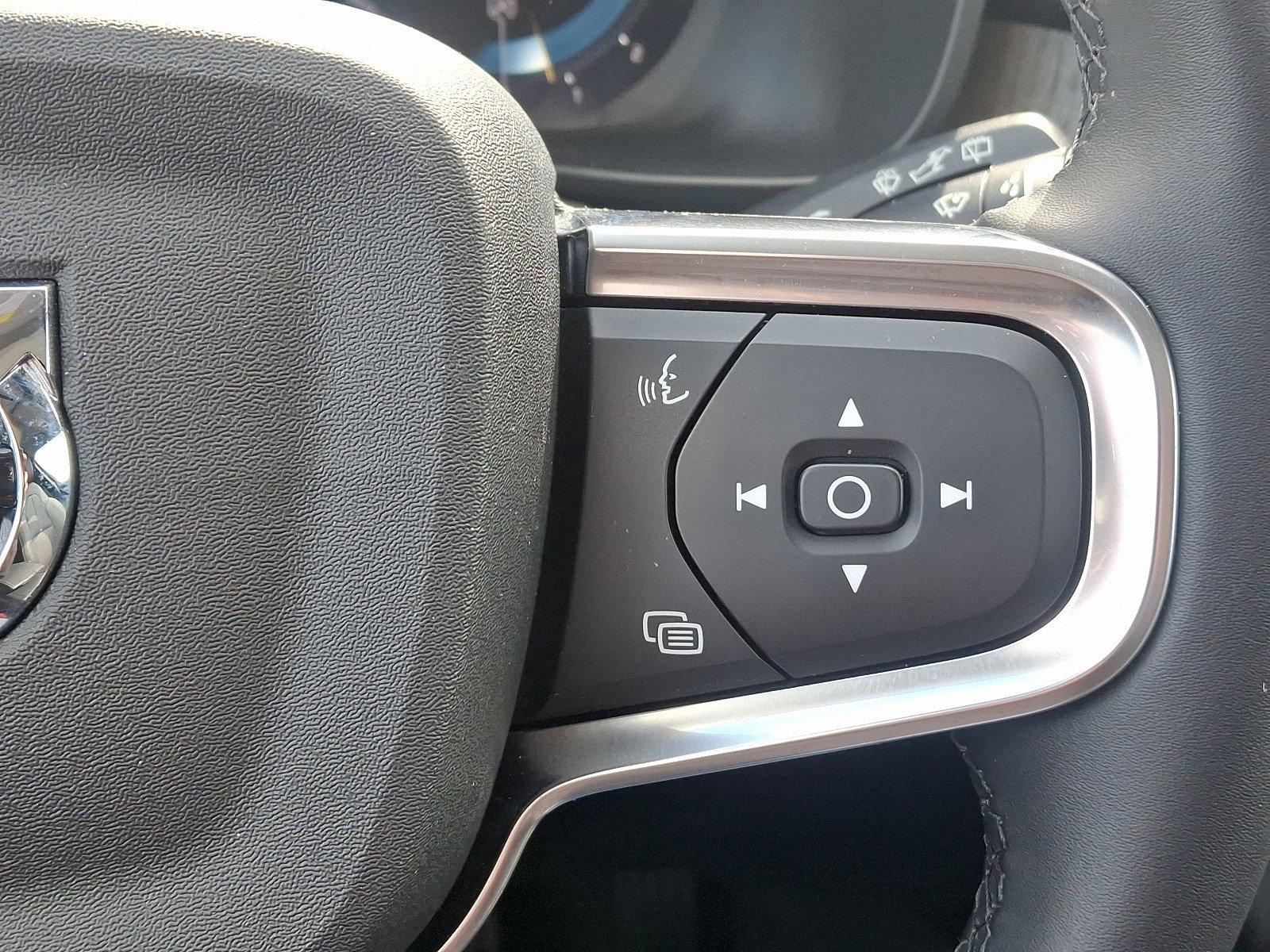 2024 Volvo XC40 Vehicle Photo in Harrisburg, PA 17111