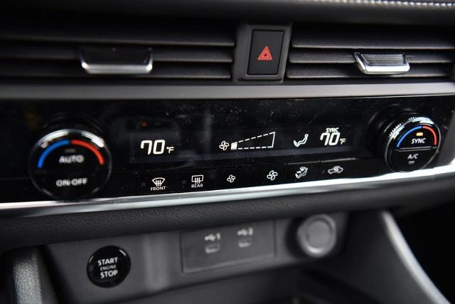 2025 Nissan Rogue Vehicle Photo in Ballwin, MO 63011