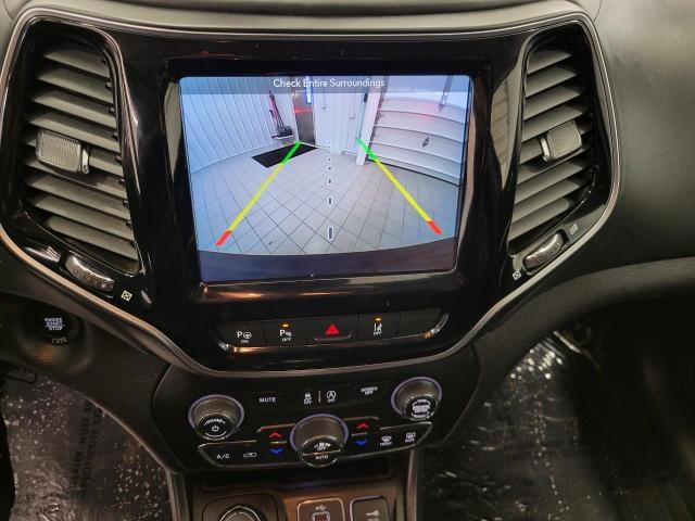 2019 Jeep Cherokee Vehicle Photo in NEENAH, WI 54956-2243