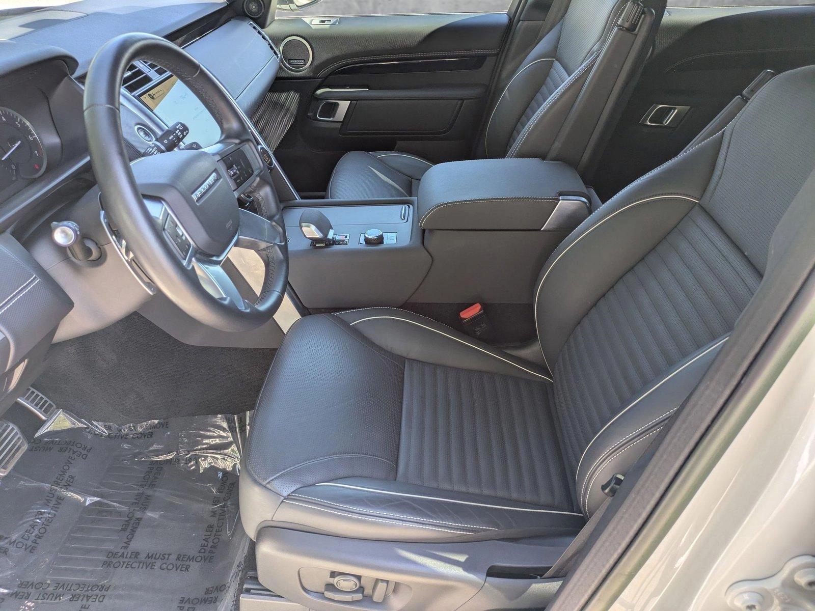 2023 Land Rover Discovery Vehicle Photo in Sarasota, FL 34231