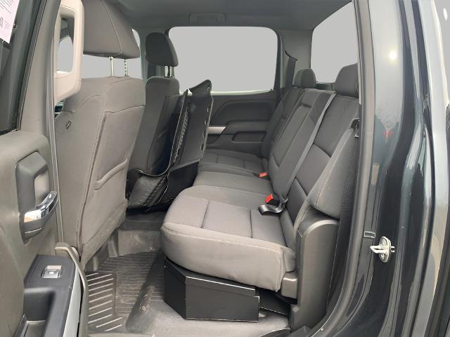 2018 Chevrolet Silverado 1500 Vehicle Photo in Oshkosh, WI 54904