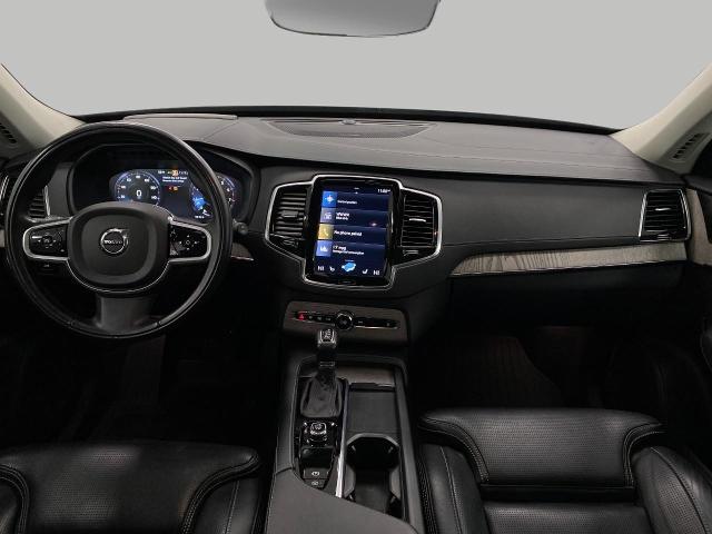 2022 Volvo XC90 Vehicle Photo in Appleton, WI 54913