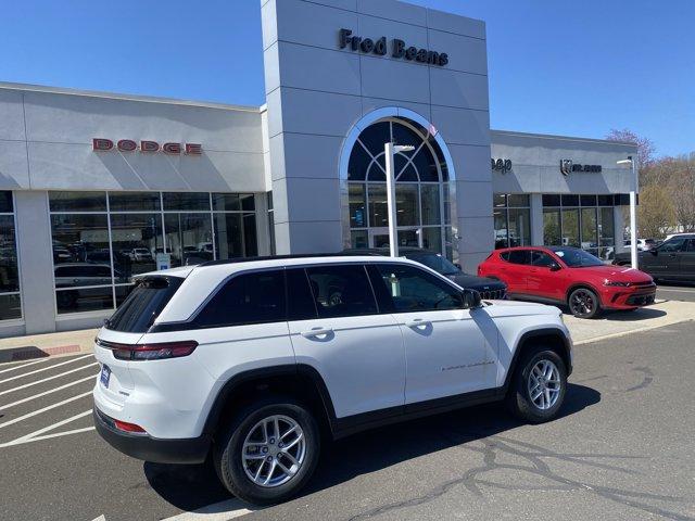 2025 Jeep Grand Cherokee Vehicle Photo in Doylsetown, PA 18901