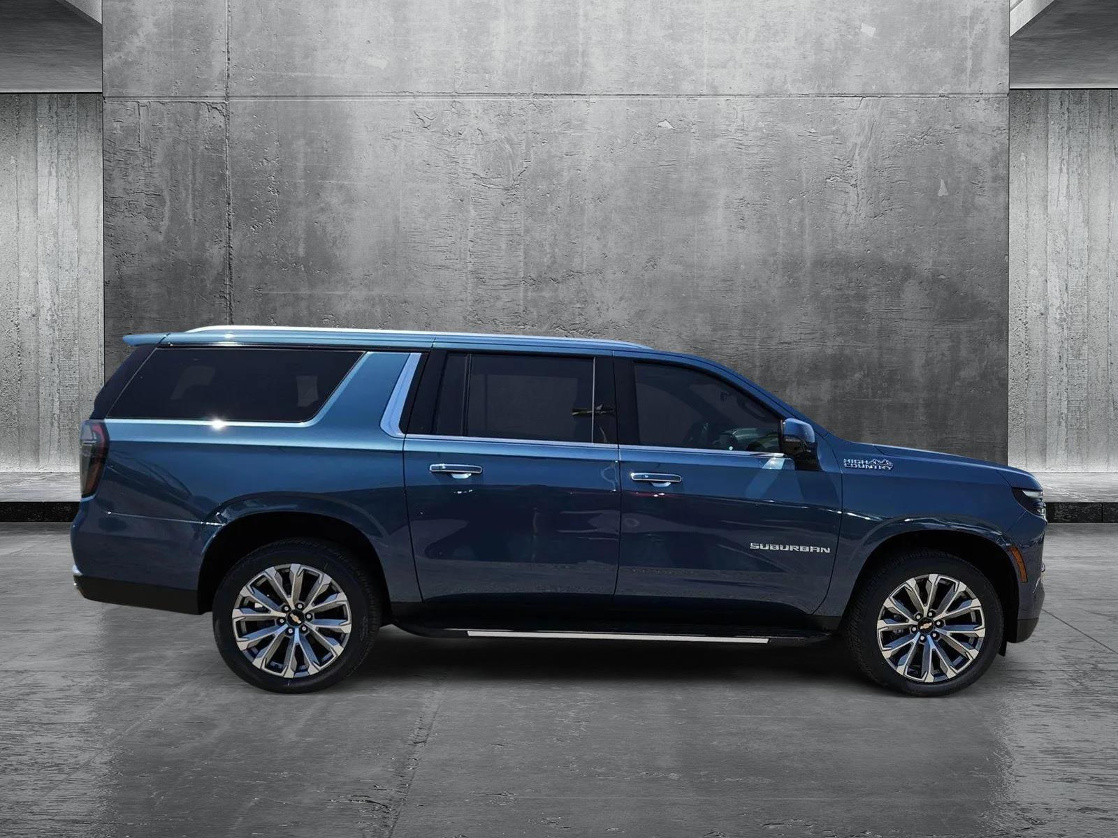 2025 Chevrolet Suburban Vehicle Photo in AUSTIN, TX 78759-4154