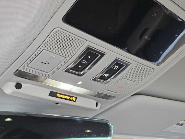2025 Defender Vehicle Photo in AUSTIN, TX 78717
