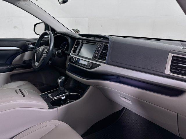 2016 Toyota Highlander Vehicle Photo in Flemington, NJ 08822