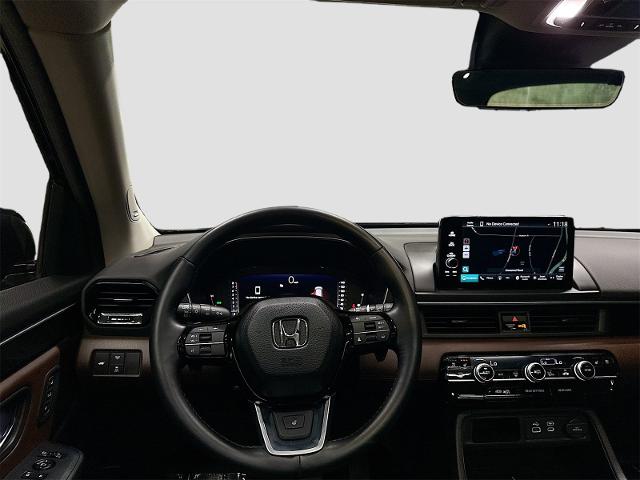 2024 Honda Pilot Vehicle Photo in EVERETT, WA 98203-5662