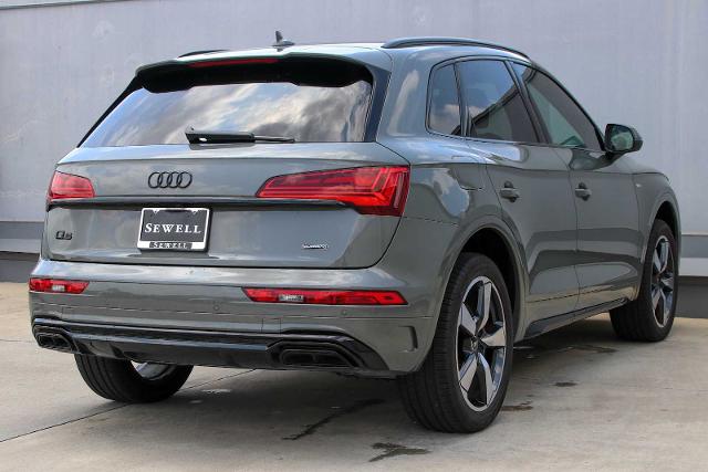 2024 Audi Q5 Vehicle Photo in SUGAR LAND, TX 77478