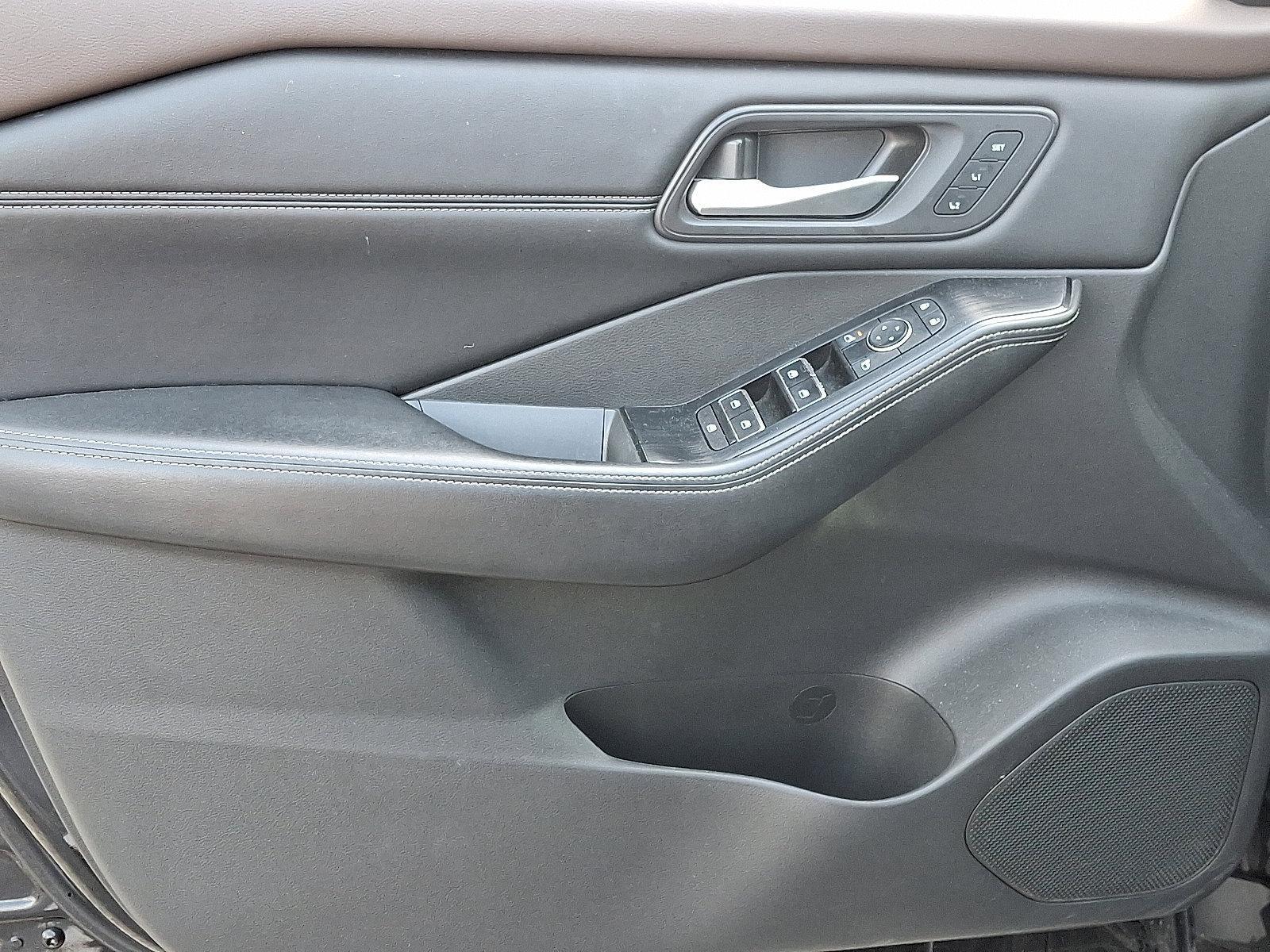 2022 Nissan Rogue Vehicle Photo in Mechanicsburg, PA 17050-2306