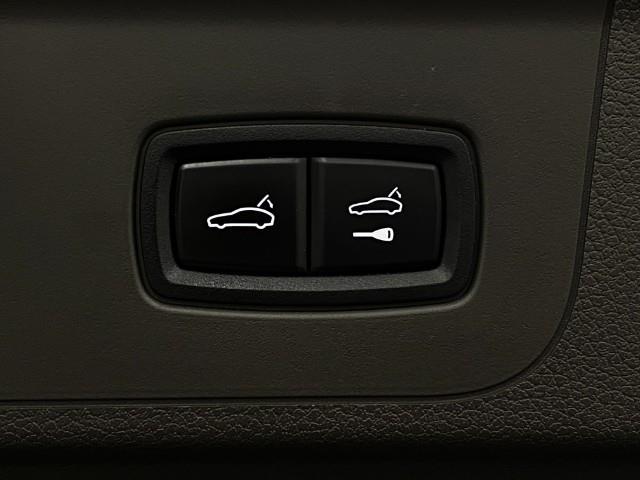 2020 Porsche Panamera Vehicle Photo in Appleton, WI 54913